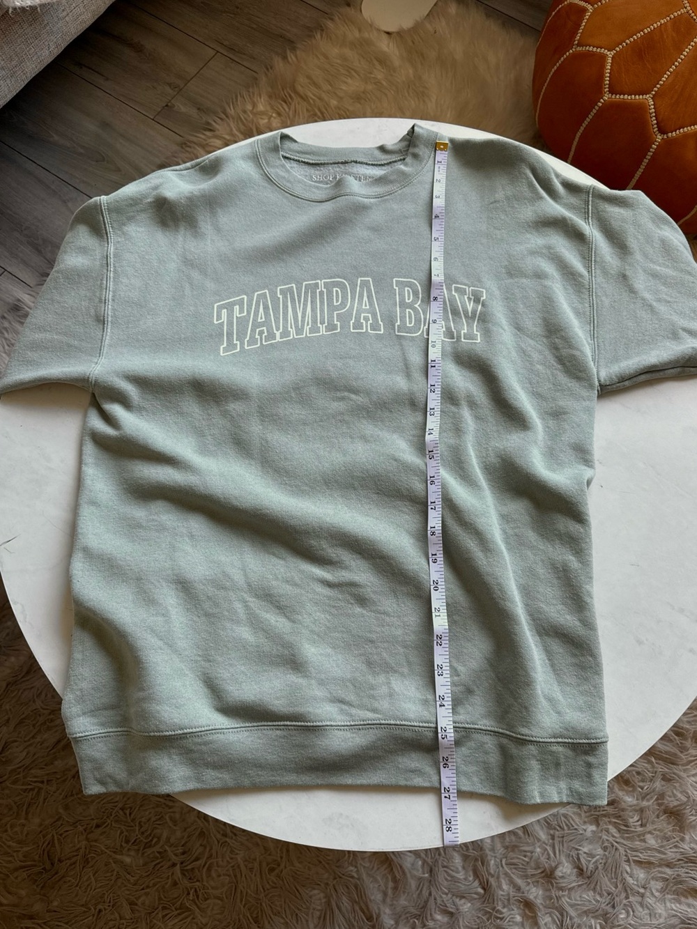 Tampa Bay Teal Sweatshirt Medium Cozy Graphic Crewneck Florida Pullover - Picture 6 of 7